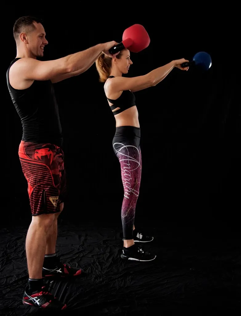 Logo grafika grafik reklama wizytówka wizytówki gym siłownia fit trening